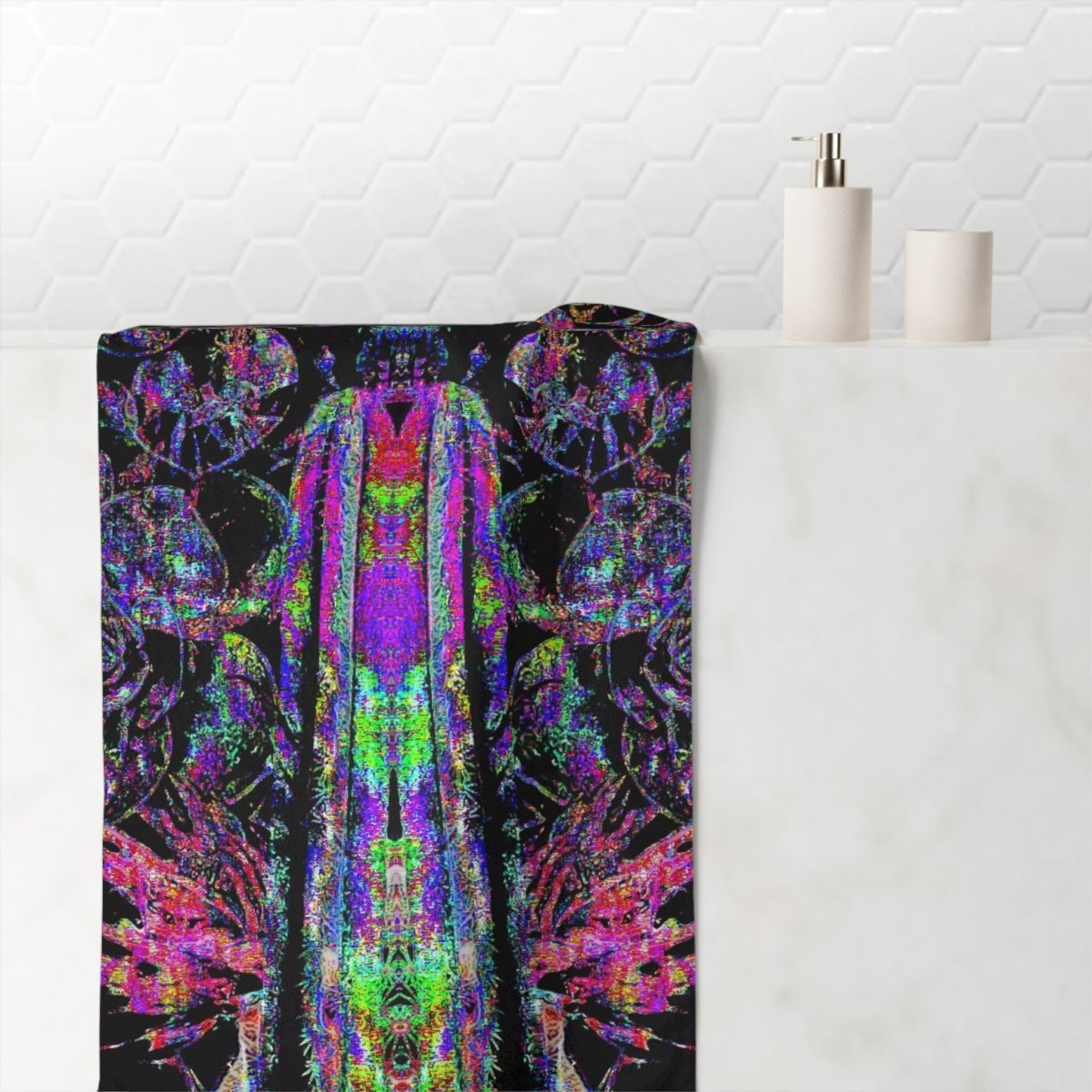 "3D Gyriate" Luxurious Mink Cotton Beach Towel - Brandon Fisher Art